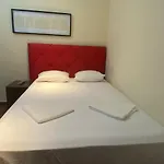 Granvia 628 Auberge de jeunesse *