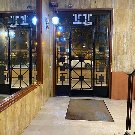 Hostal Granvia 628