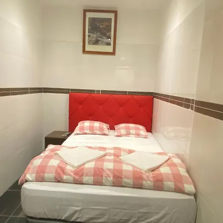 Granvia 628 Hostal Barcelona