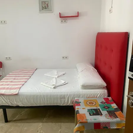 Granvia 628 Hostal