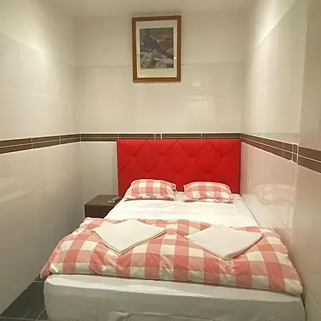 Hostel Granvia 628 Barcelona