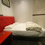 Albergue Granvia 628 *