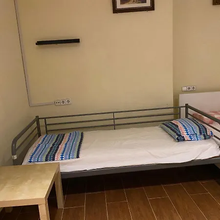 Granvia 628 Albergue *