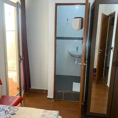 Hostal Granvia 628