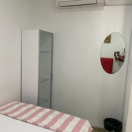 Hostal Granvia 628 *