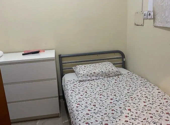 Granvia 628 Hostel *